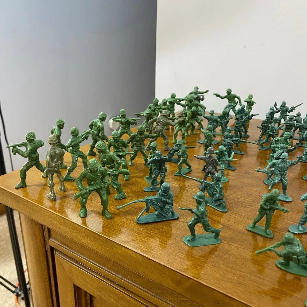 Vintage Plastic Green Army Men Toy Soldier Figures Huge Lot Vehicles Accessories